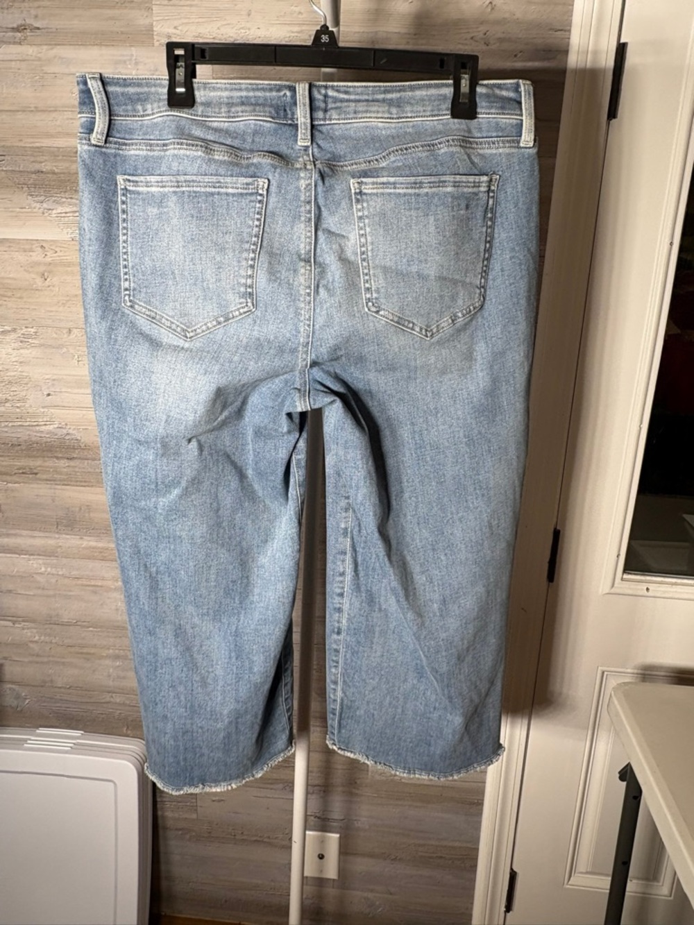 NYDJ Light Blue Cropped Wide-Leg Capris 1470 - Picture 2 of 11